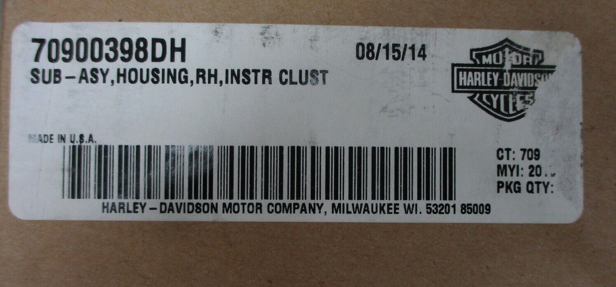 Harley-Davidson Vivid Black Right Instrument Housing 70900398DH
