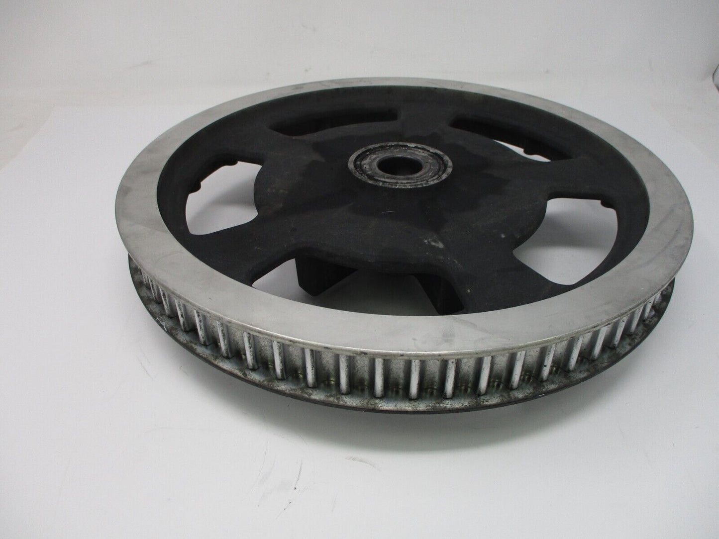 Harley-Davidson OEM Rear Drive Belt Pulley 68T Black 37781-09