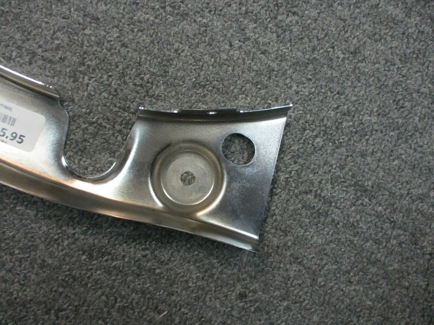 Harley Davidson OEM Right Chrome Frame Cover FLTR/FLHX/FLHR 47504-09 09-12