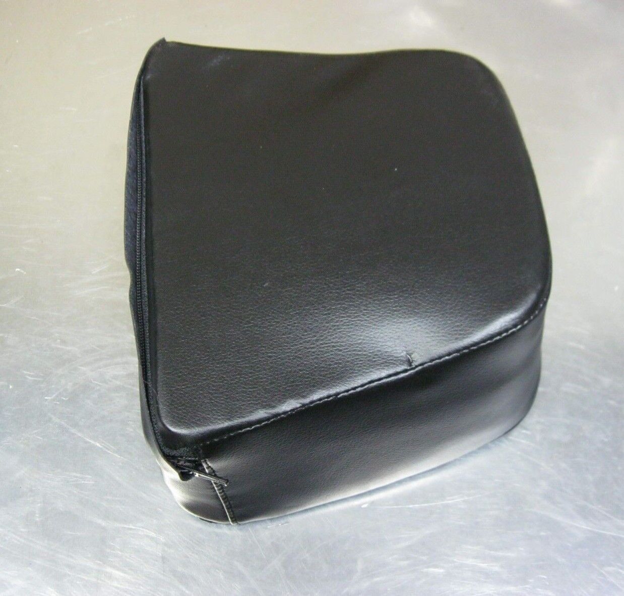 Road Krome Pad Oval Plain Backrest 16-1352