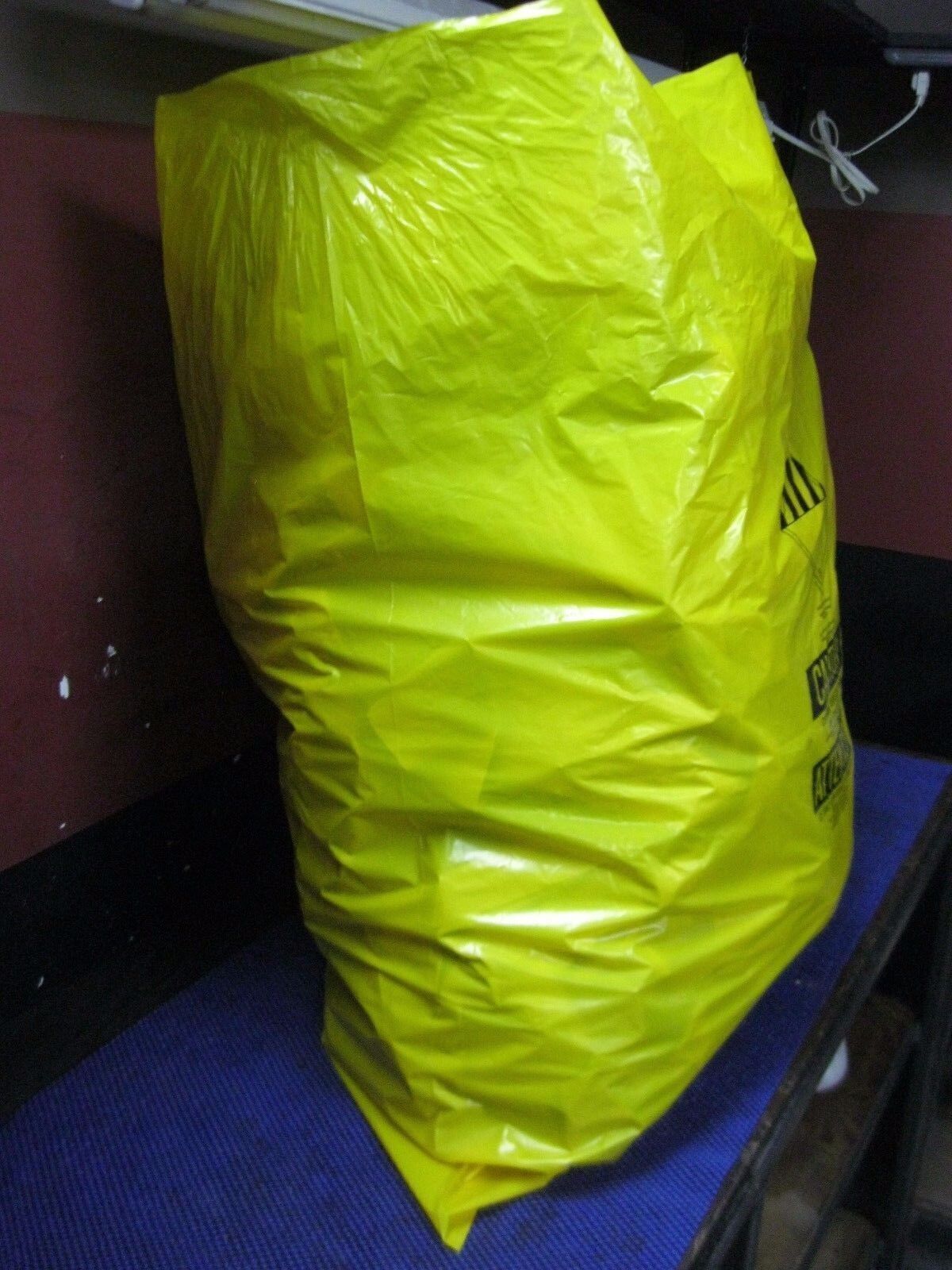 NEW 3MM YELLOW ASBESTOS DISPOSAL BAGS (PACK OF 30) 33" x 39-1/2" (84 X 101 cm)