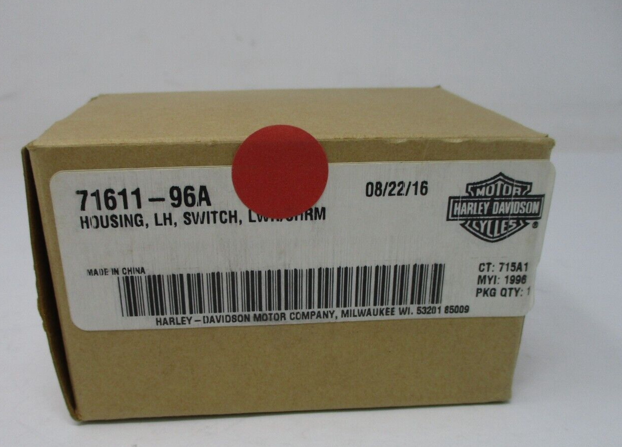 Harley-Davidson LH Lower Switch Housing 71611-96A