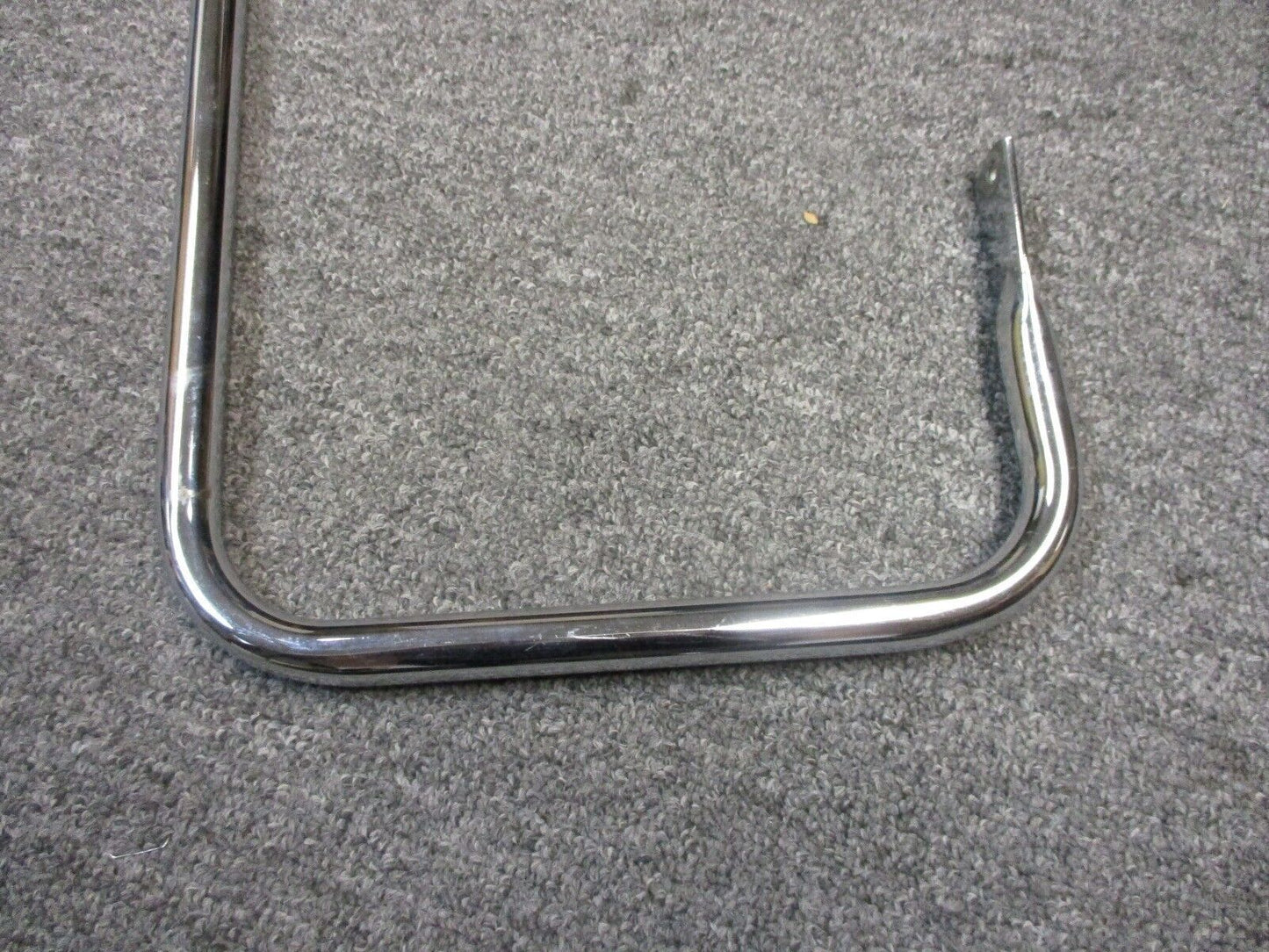 Harley Davidson - Chrome Saddle Bag Rail Guard FLT 93-13 49193-93