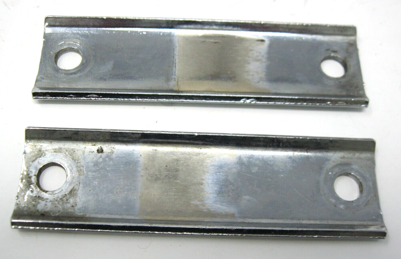 Harley-Davidson OEM 85-22 FLH FLT Muffler Mounting Brackets (PAIR) 65723-85