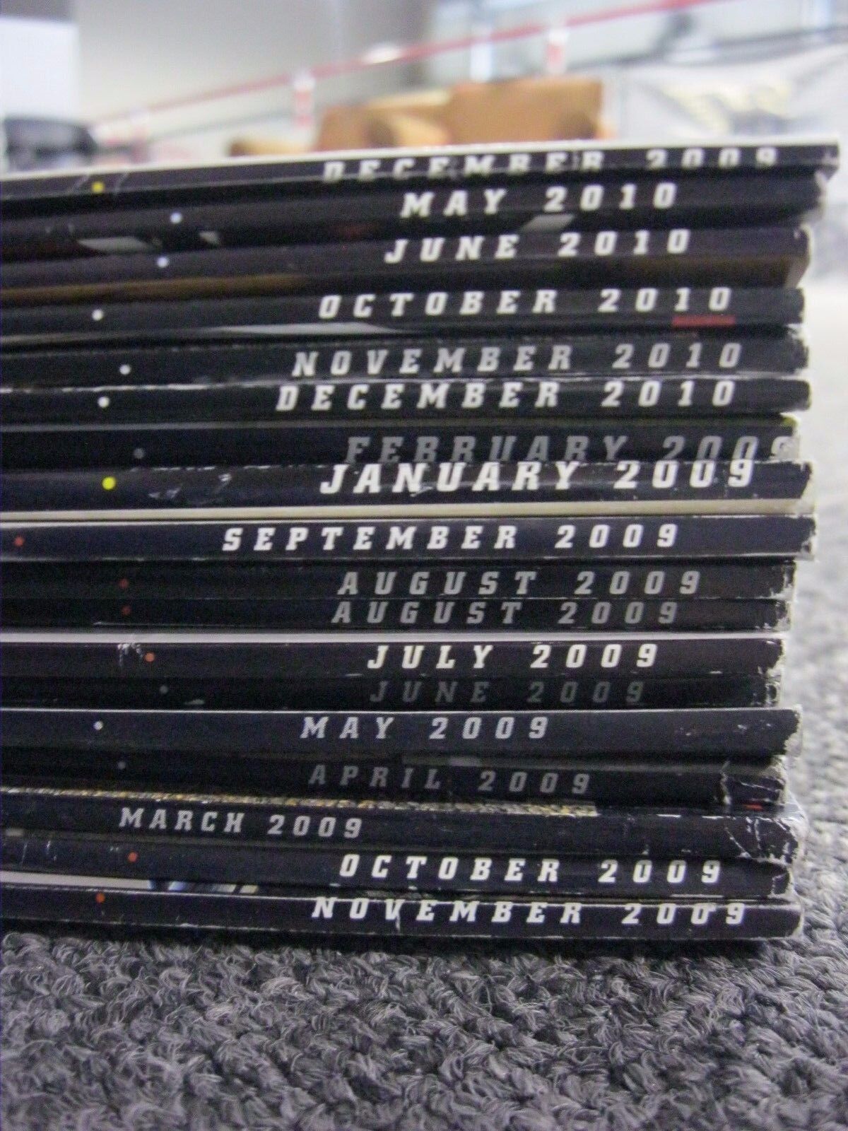 LOT OF VARIOUS 2009 & 2010 BAGGERS MAGAZINES