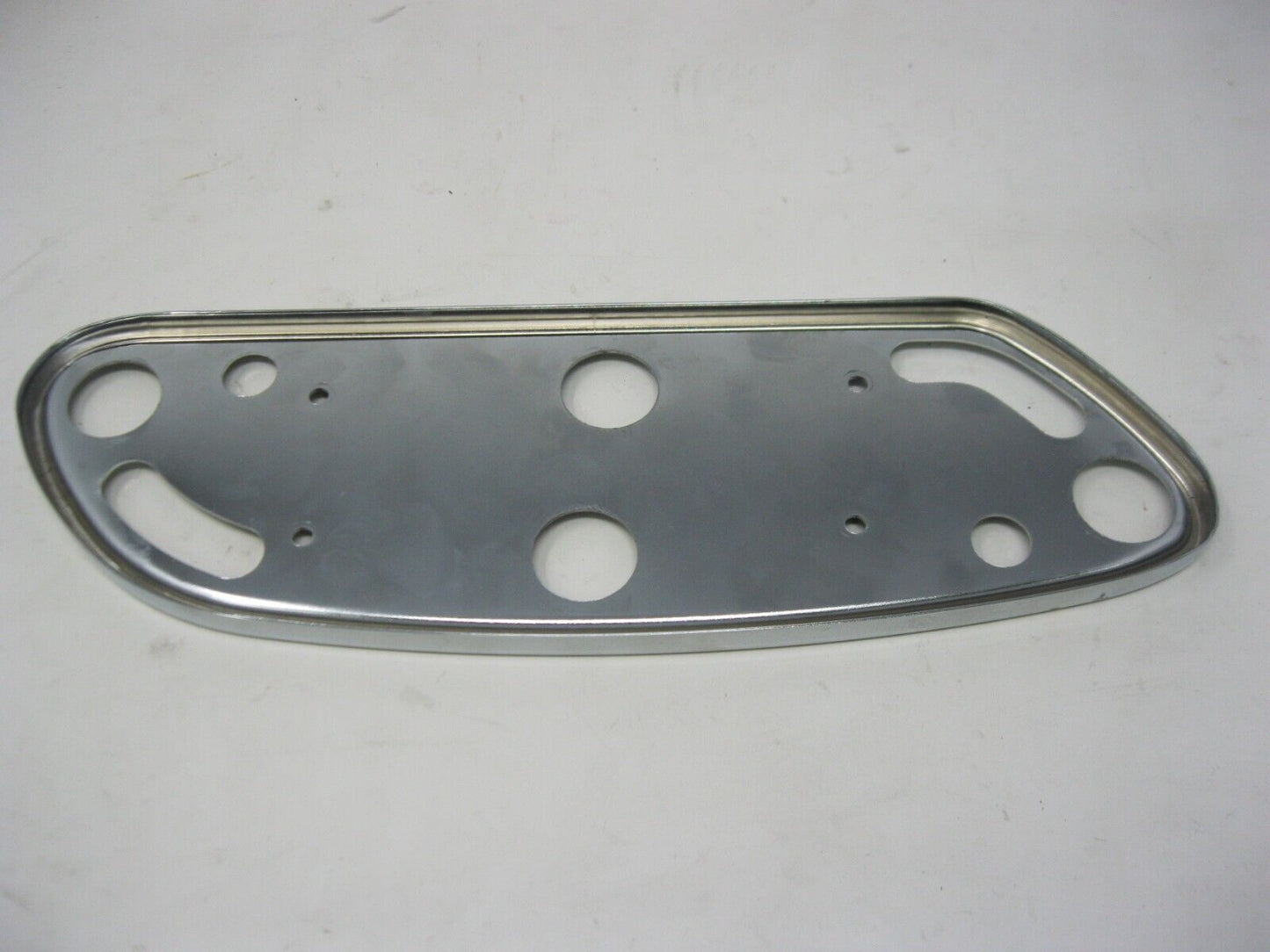 Harley-Davidson OEM Streamliner Collection Right Top Plate 50685-04