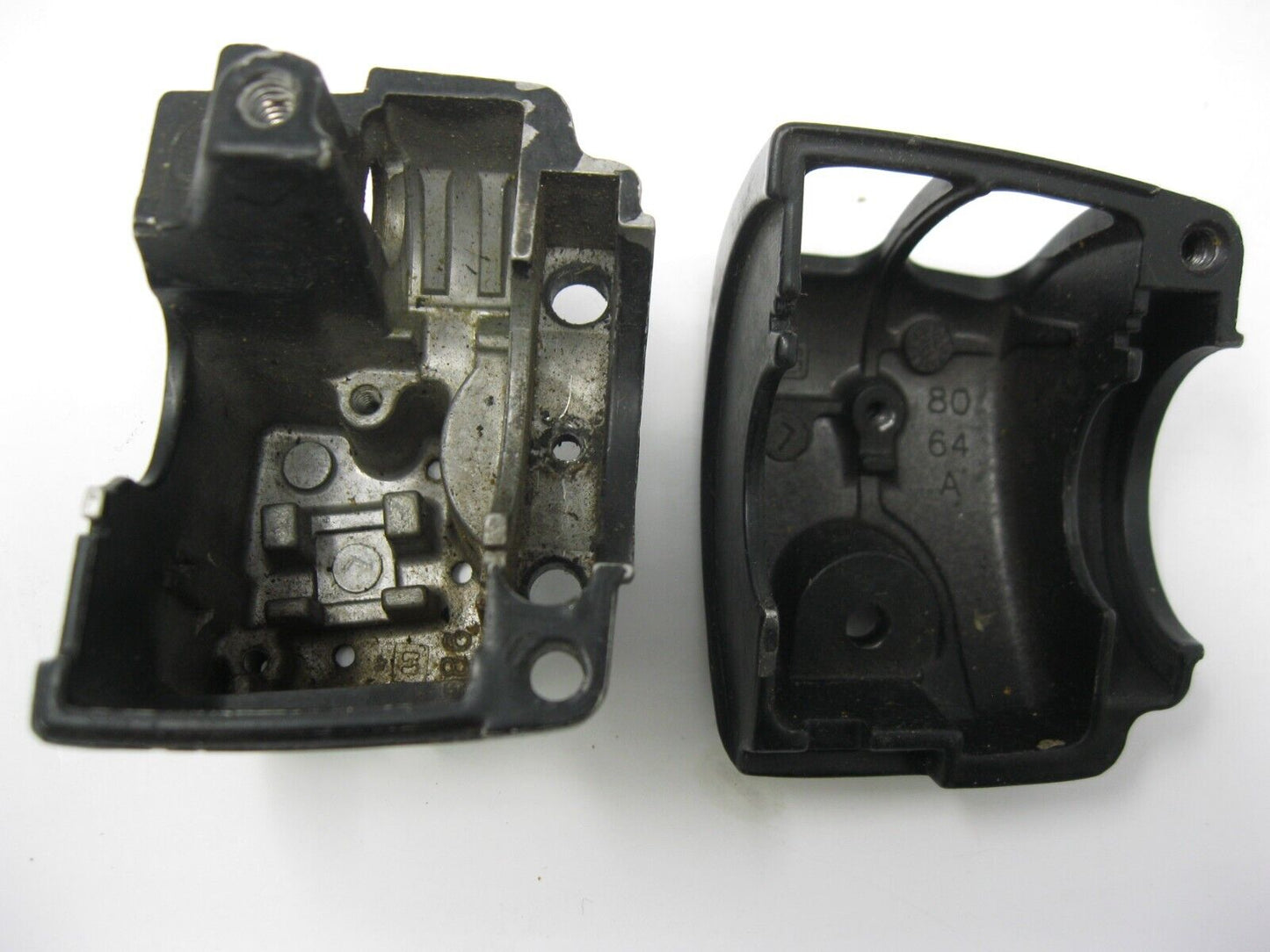 Harley Davidson OEM 08-13 FLH/FLT Touring Right Switch Housing Black 71553-08