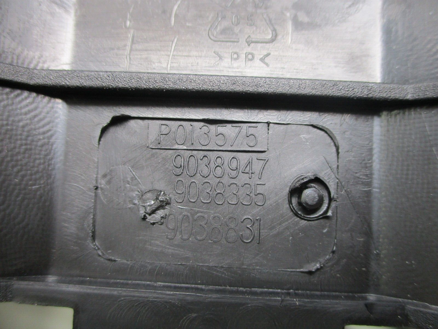 DeWALT OEM SemiPlastic Cover AB-9038335