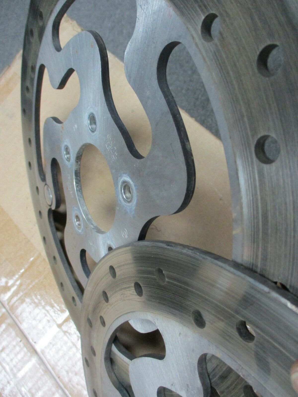 Harley Davidson OEM FLHR 14-21 Front Left & Right Brake Disc 41809-08A 41808-08