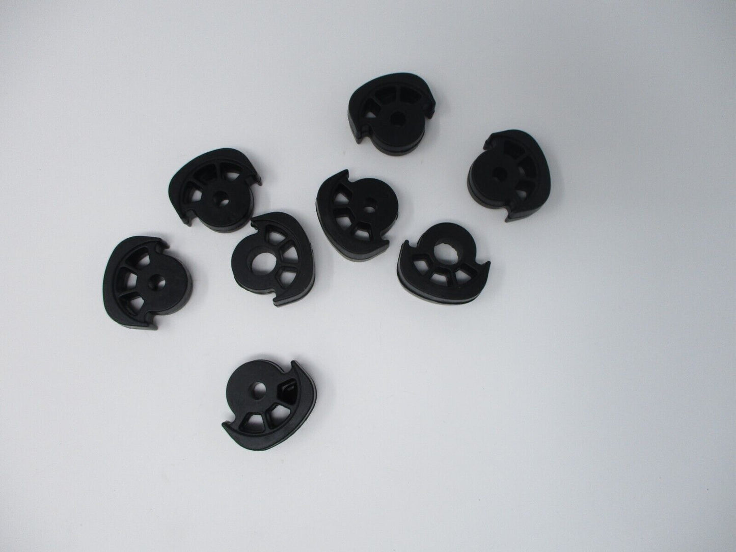 Kuryakyn 8010 ISO Peg Replacement Rubber Pads Set