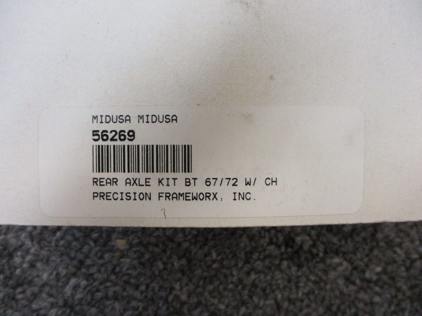 MID USA-REAR AXLE KIT BT 67/72 W/ CP HARDWARE