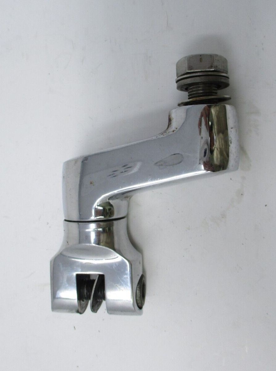 KURYAKYN Offset Foot Peg Mount DS-253593