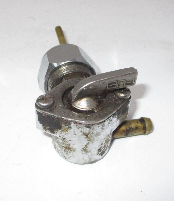Harley-Davidson Vacuum Fuel Petcock Right Side 62163-75