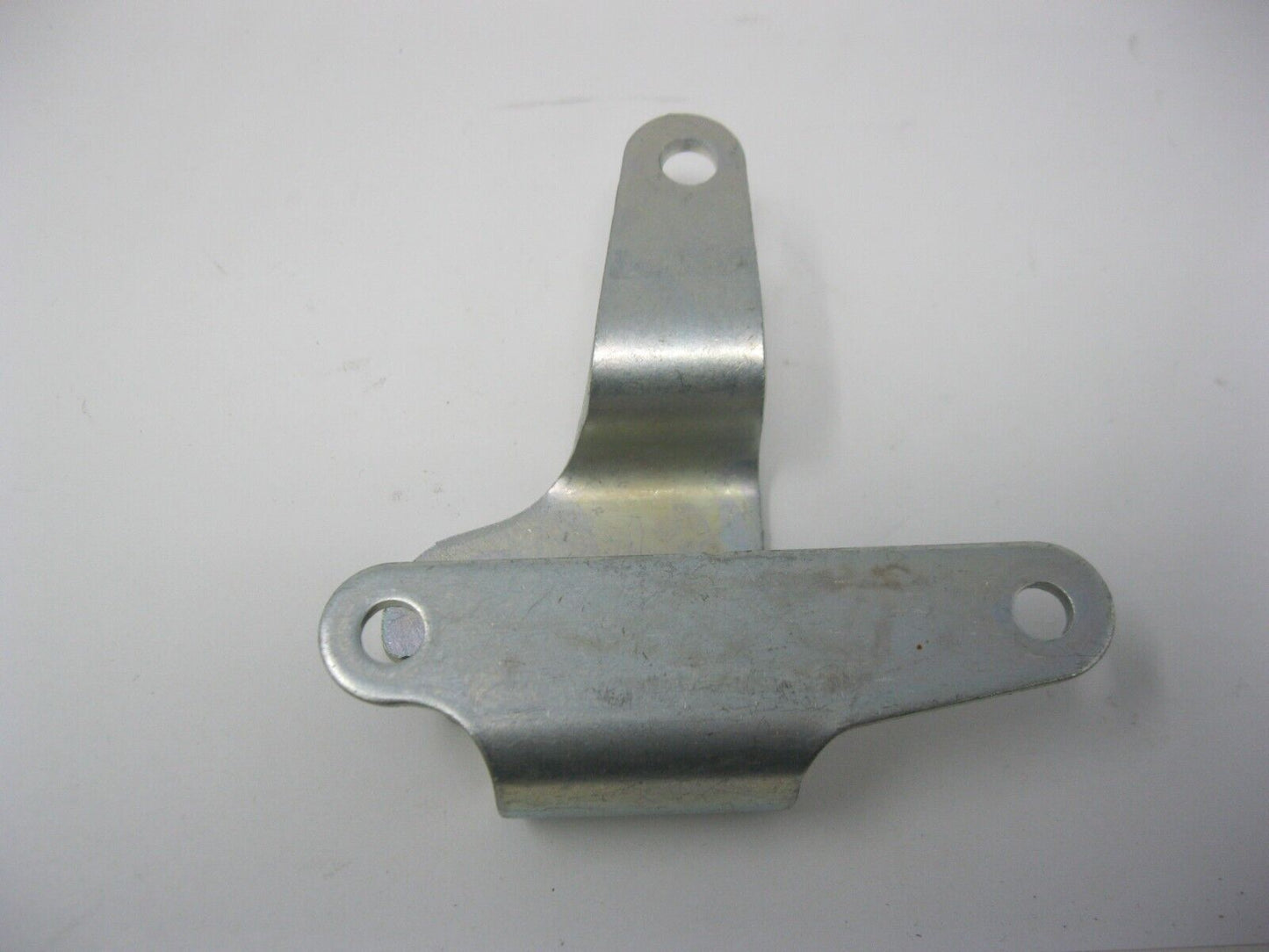 Harley-Davidson OEM 14-17 FLHT FLST Air Cleaner Bracket 60900005