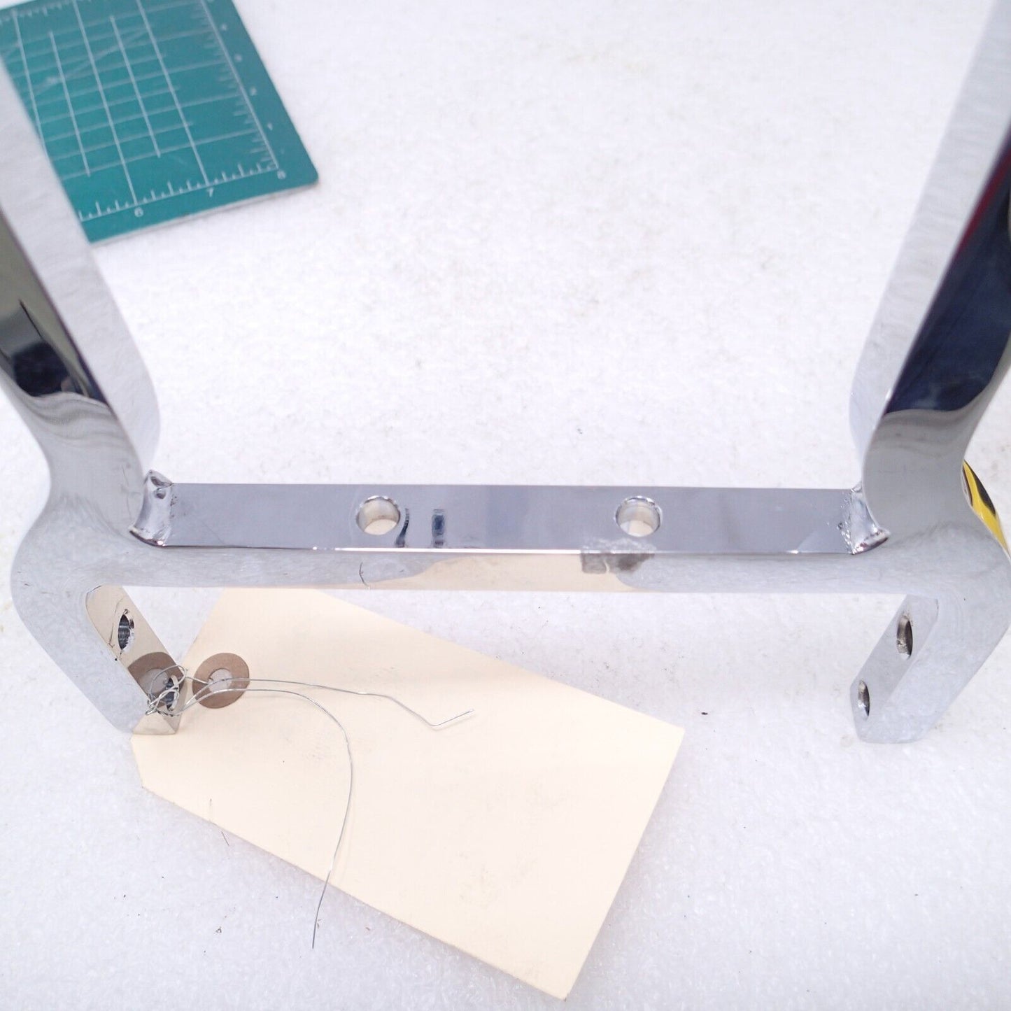 USED Genuine Harley Dyna Sportster UPRIGHT SISSYBAR LOW-INSERT STYLE 51515-02