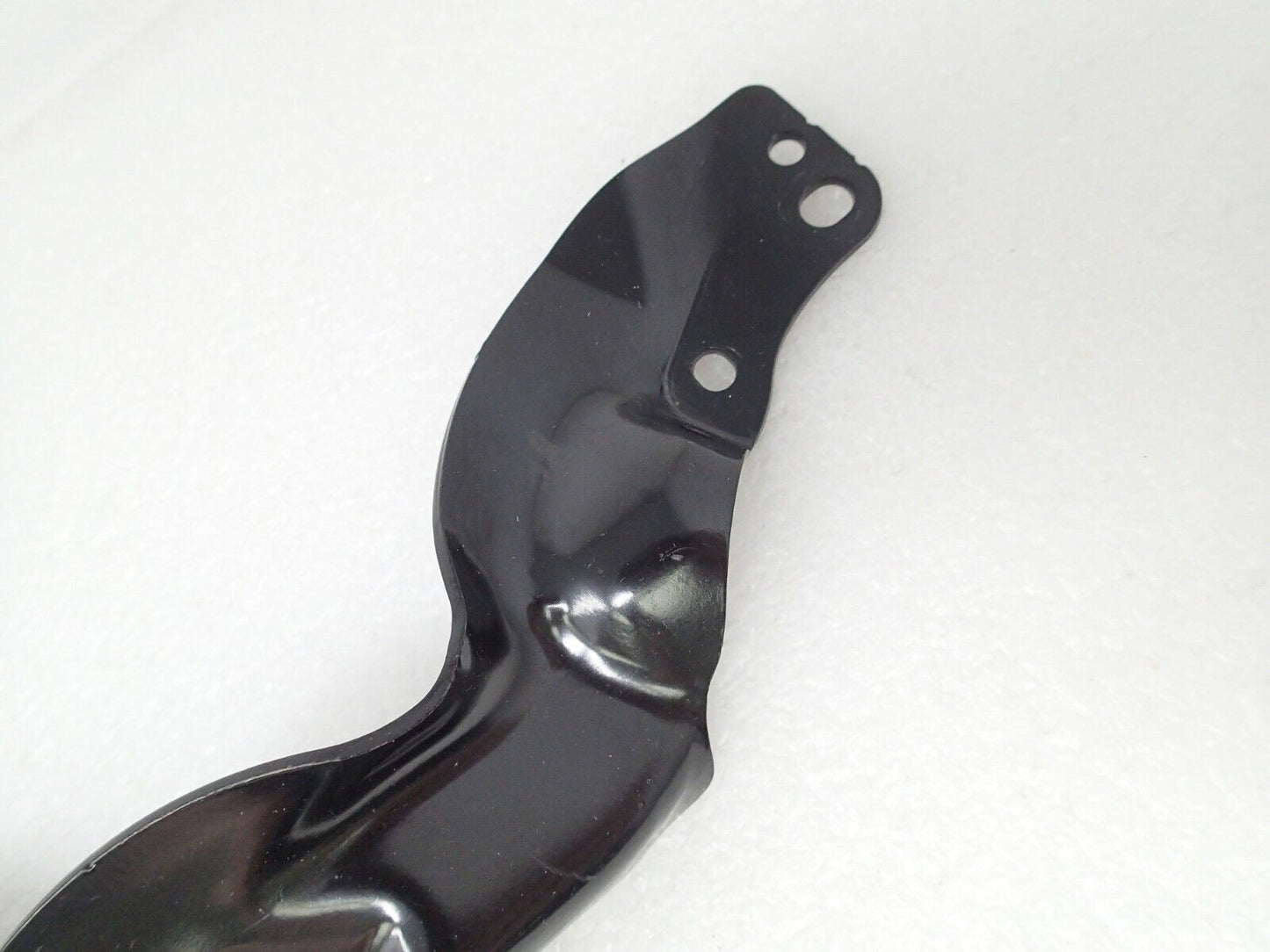 HARLEY-DAVIDSON REAR UPPER SUB FRAME BRACKET SUPPORT CROSS MEMBER 47200460