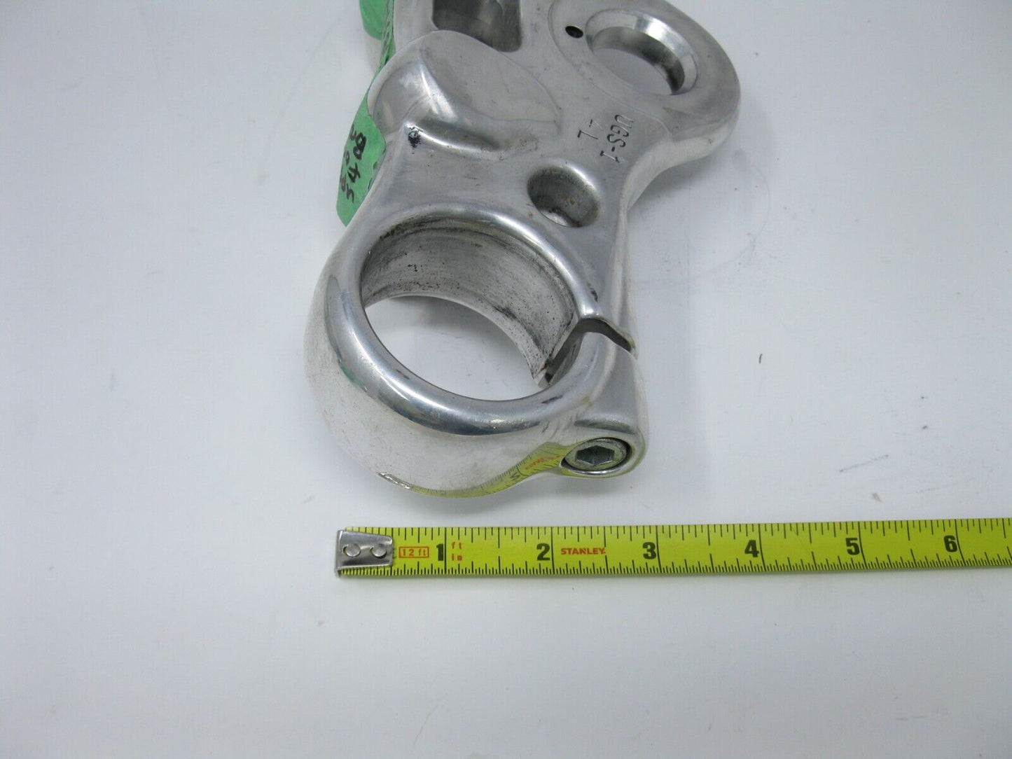 HARLEY OEM Upper Triple Tree Clamp FXDB Street Bob DYNA 08-12/ 46857-08 UGS1 4L