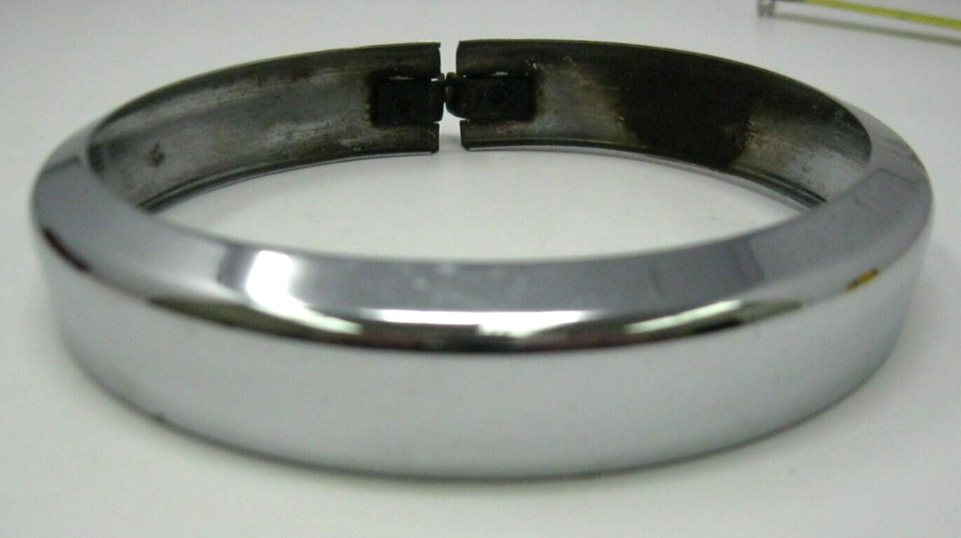 Harley-Davidson OEM 83-2002 Touring 4.5" Chrome Passing Lamp Bezel 68725-62