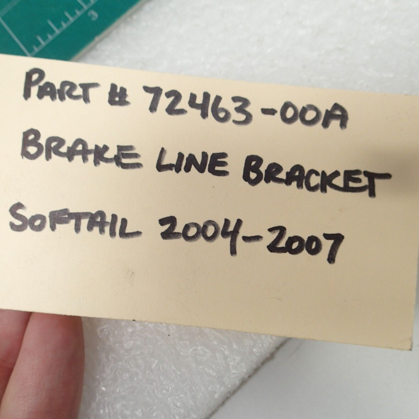 HARLEY-DAVIDSON BRACKET ENGINE HARNESS MOU 72463-00A