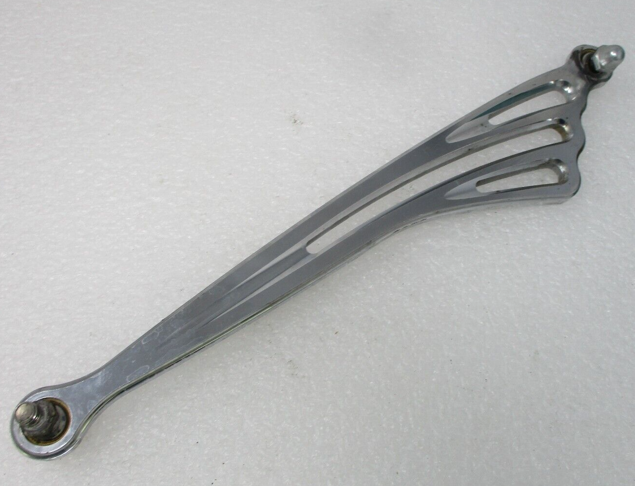 700008_8 700008_8