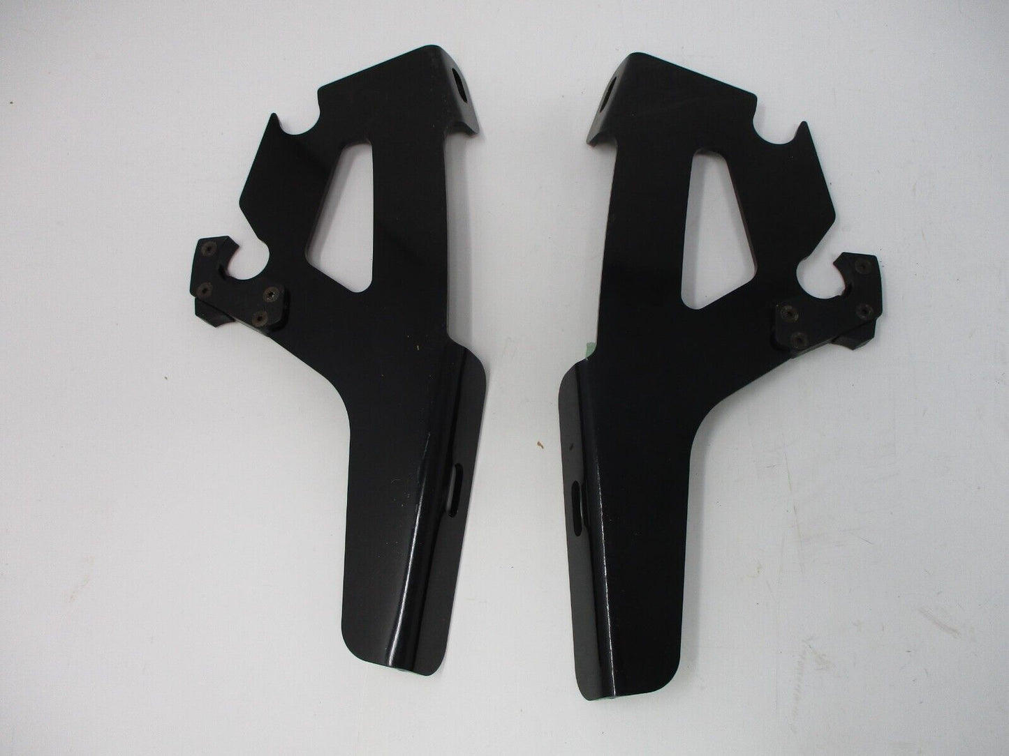 Memphis Shades Trigger-Lock Mount Kit Black 2321-0377 04-12 Vegas NOT FULL Kit