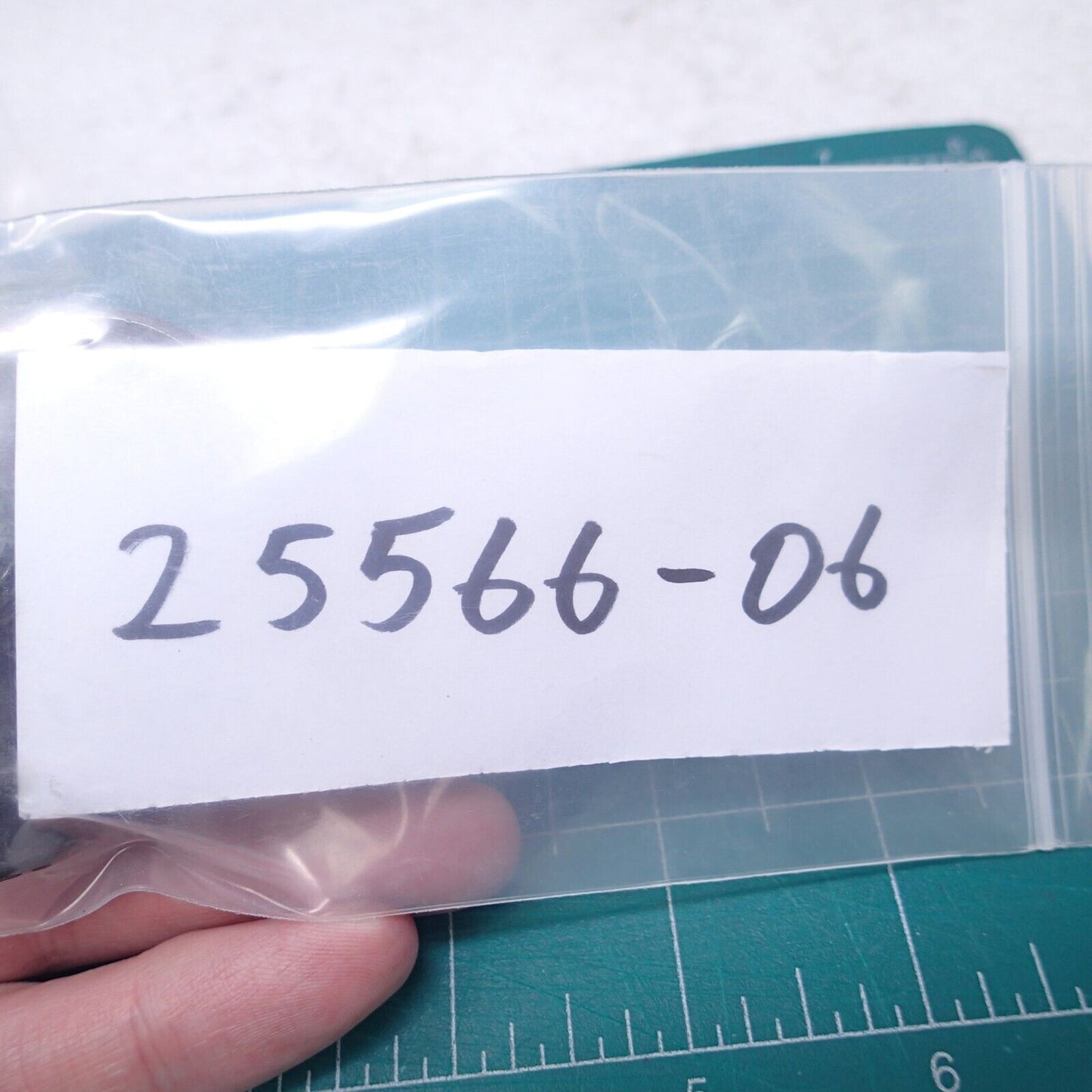 OEM Harley Davidson Cam Drive Retention Screw 96" Twin Cam 2008 Softail 25566-06