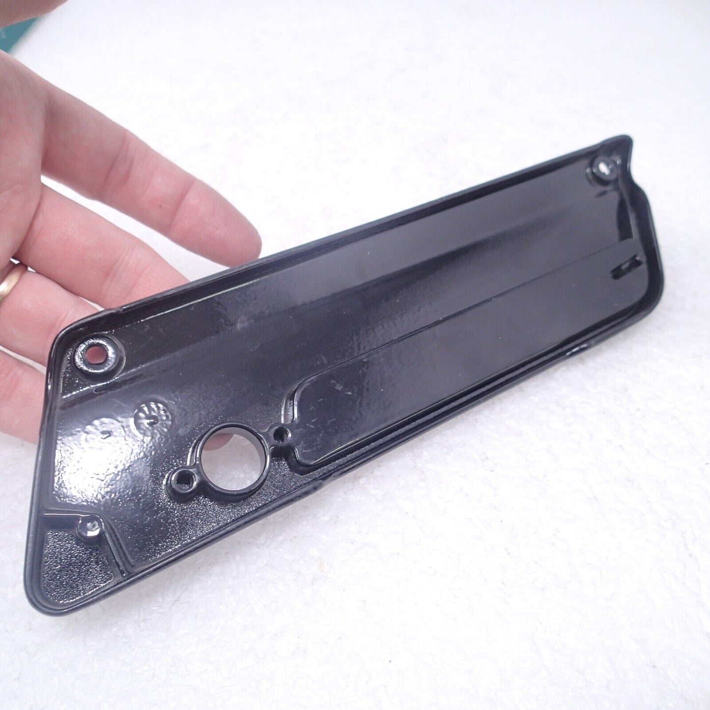 Harley Davidson OEM Touring Saddlebag LH BLACK Latch Plate 90603-93A