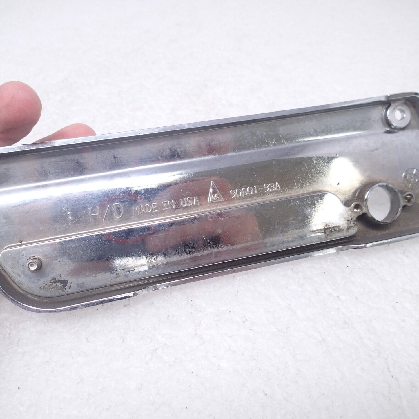 2009 Harley Electra Glide Right Saddlebag Latch Faceplate CHROME 90601-93A