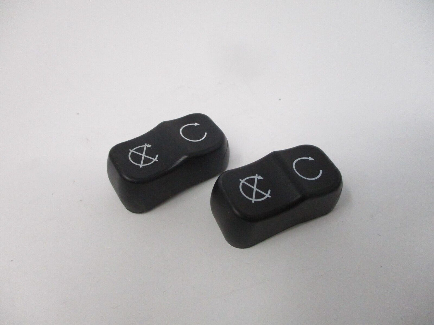 Harley-Davidson OEM Switch radio Housing Button Cap Big Twin '96-13 2pcs