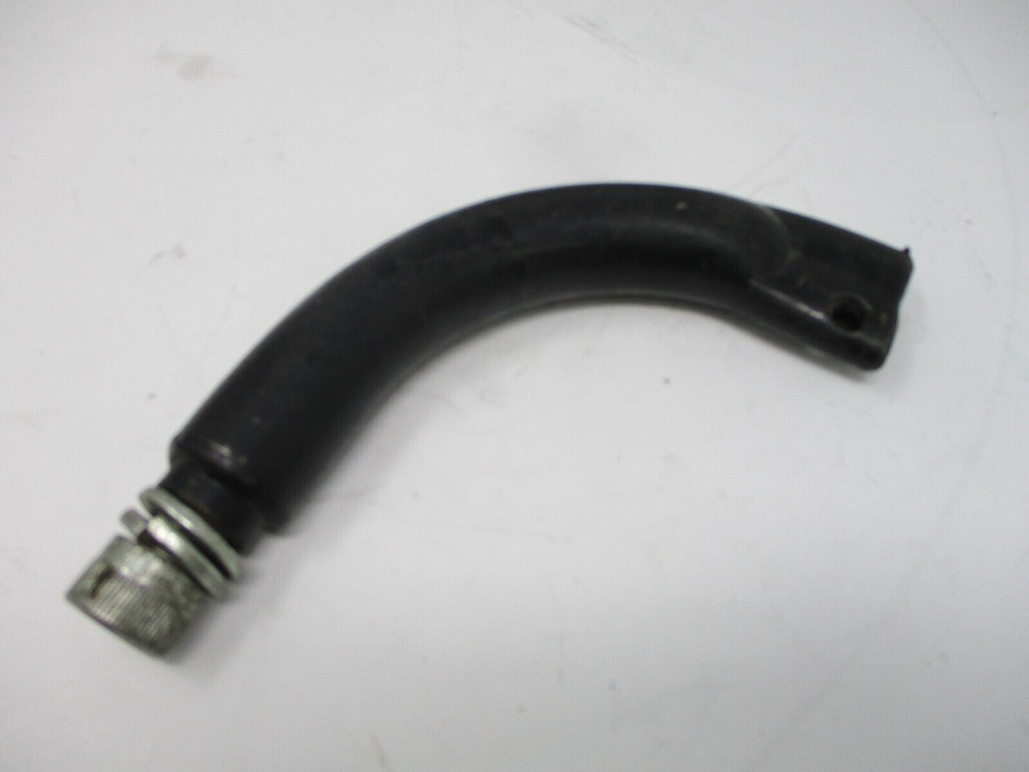 1124 94 HARLEY-DAVIDSON ELECTRA GLIDE FRONT FOOT REST FOOTBOARD BRACKET