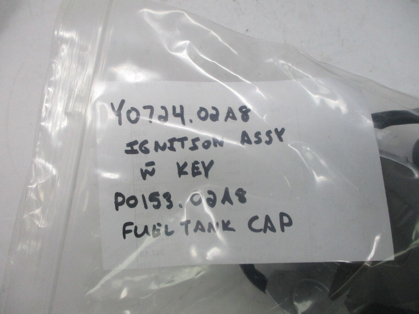 Genuine Harley-Davidson ignition switch w/keys Y0724.02A8 HARLEY-DAVIDSON