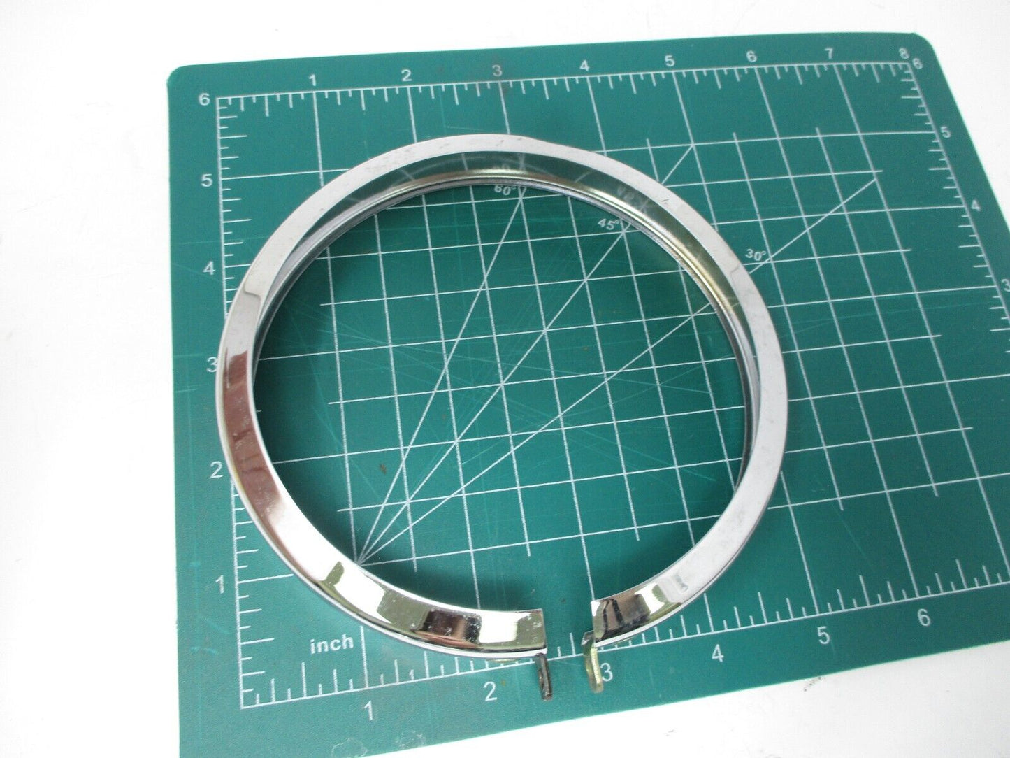 Harley-Davidson Passing Lamp Bezel Ring Chrome 68725-62A