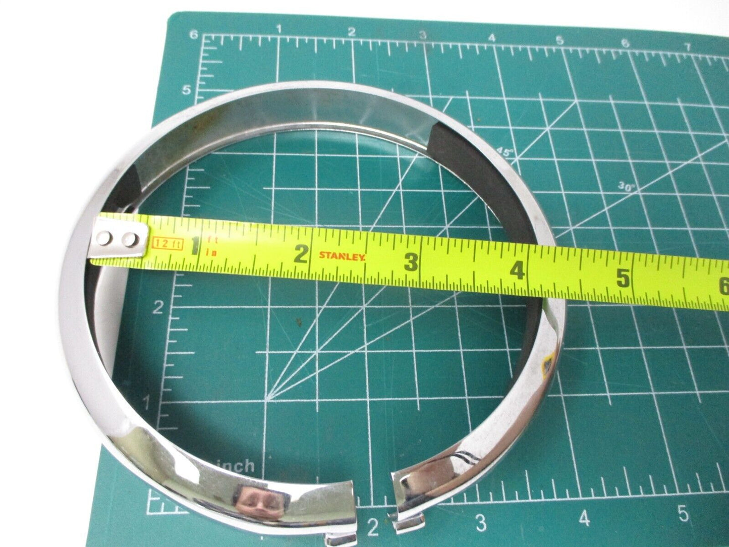 4.5'' Harley-Davidson Passing Lamp Bezel Ring Chrome