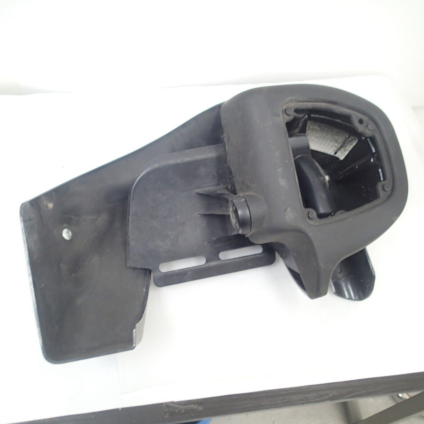 HARLEY-DAVIDSON ELECTRA GLIDE LEFT SIDE GLOVE BOX LOWER FAIRING