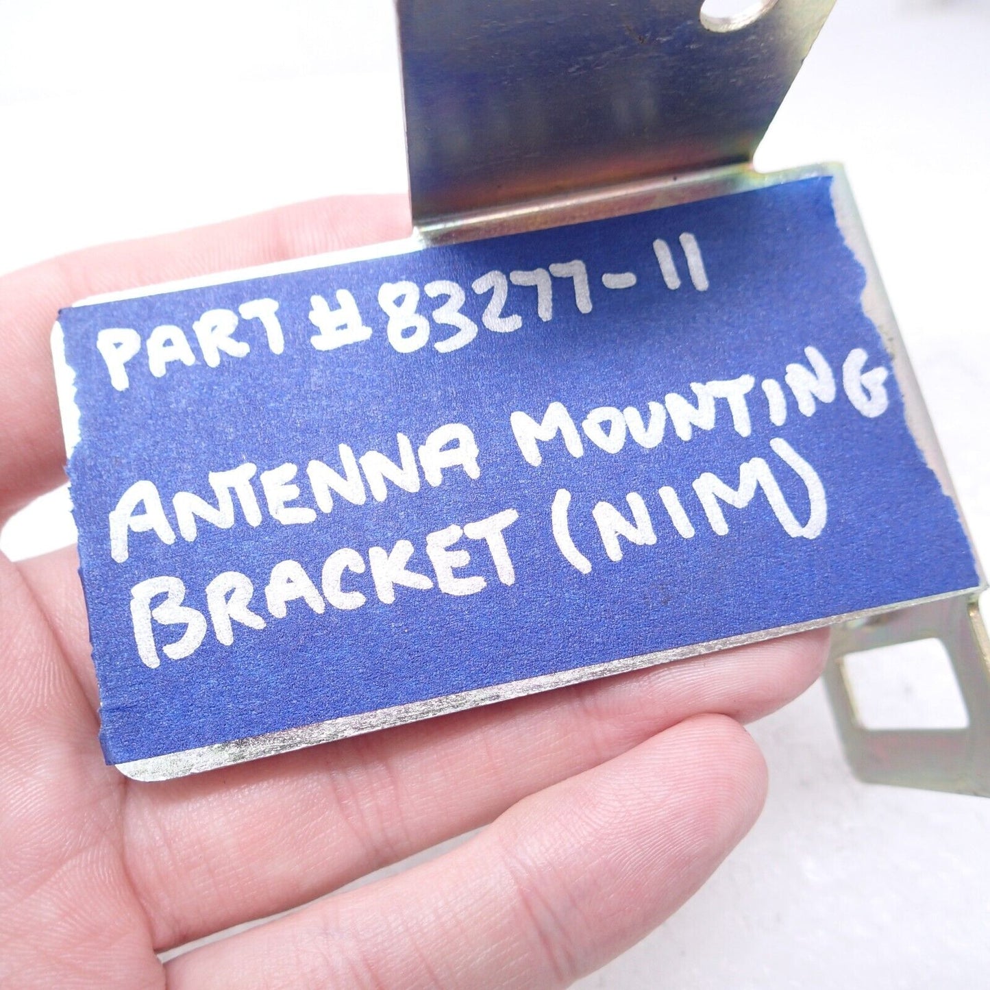 Harley Davidson BRACKET,NIM/POWER LOCK 11 FLTRUSE P/N 83277-11