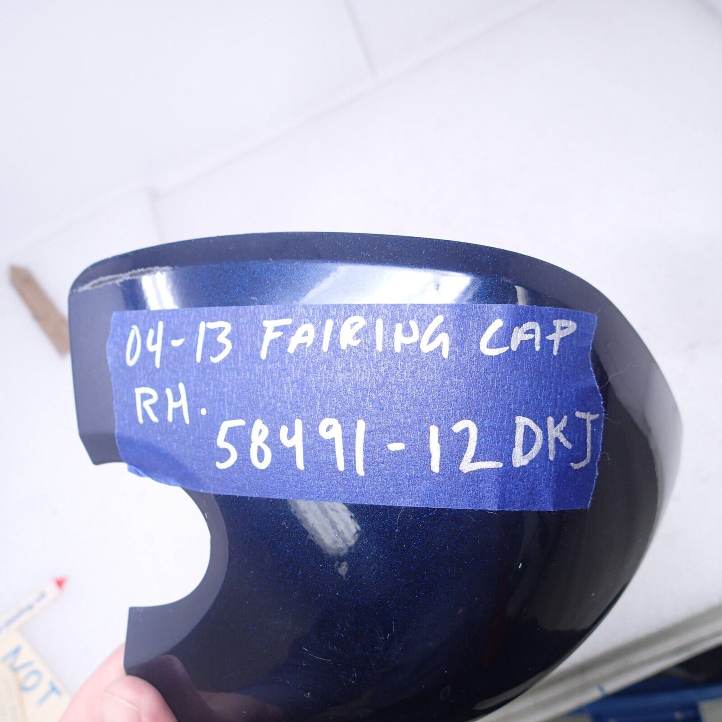 CAP FAIRING LOWER LEFT MIDNIGHT PEARL & BRILLIANT SILVER PEARL 58491-12DKJ