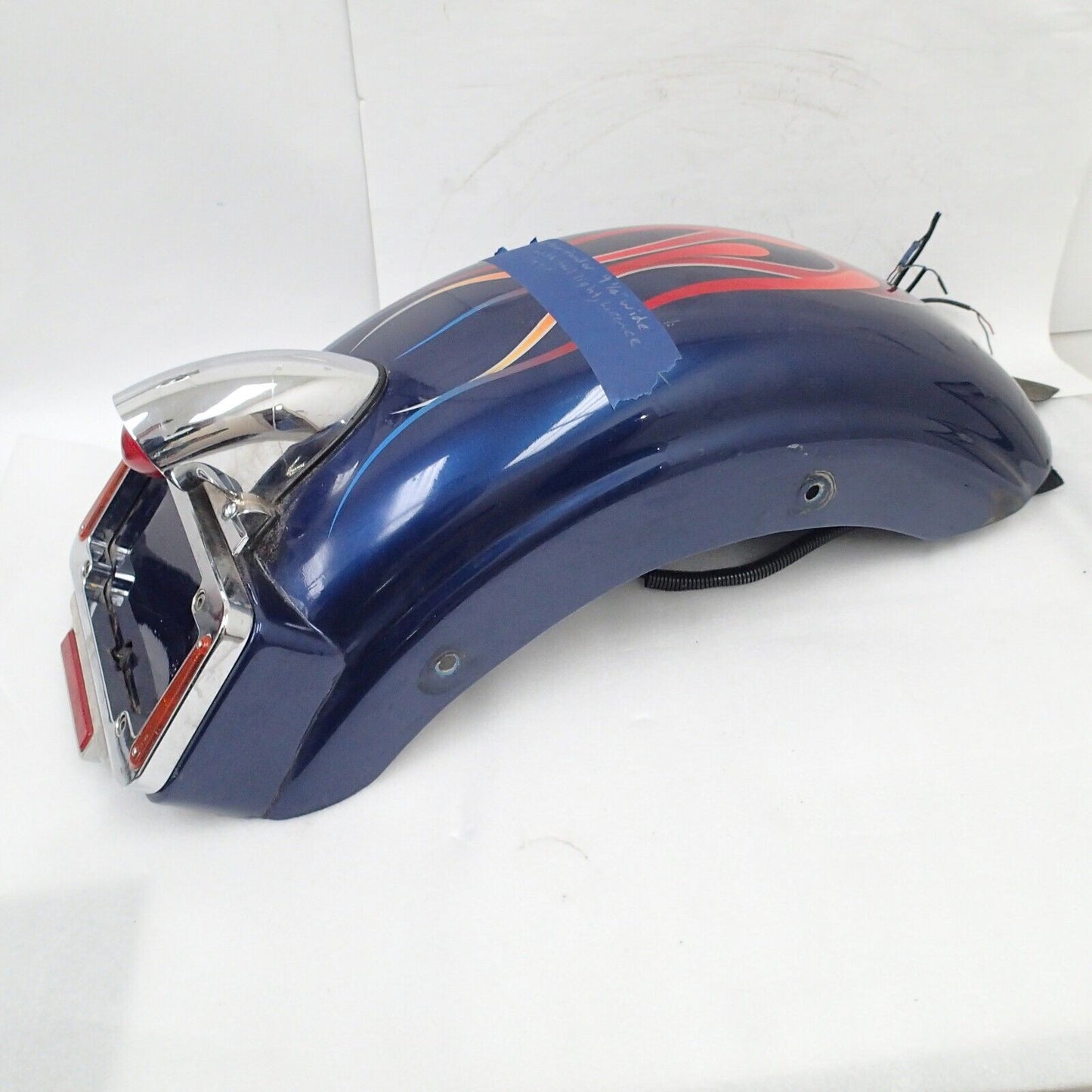 HARLEY Custom Fender 9/4" wide with tail light, Licence Plate