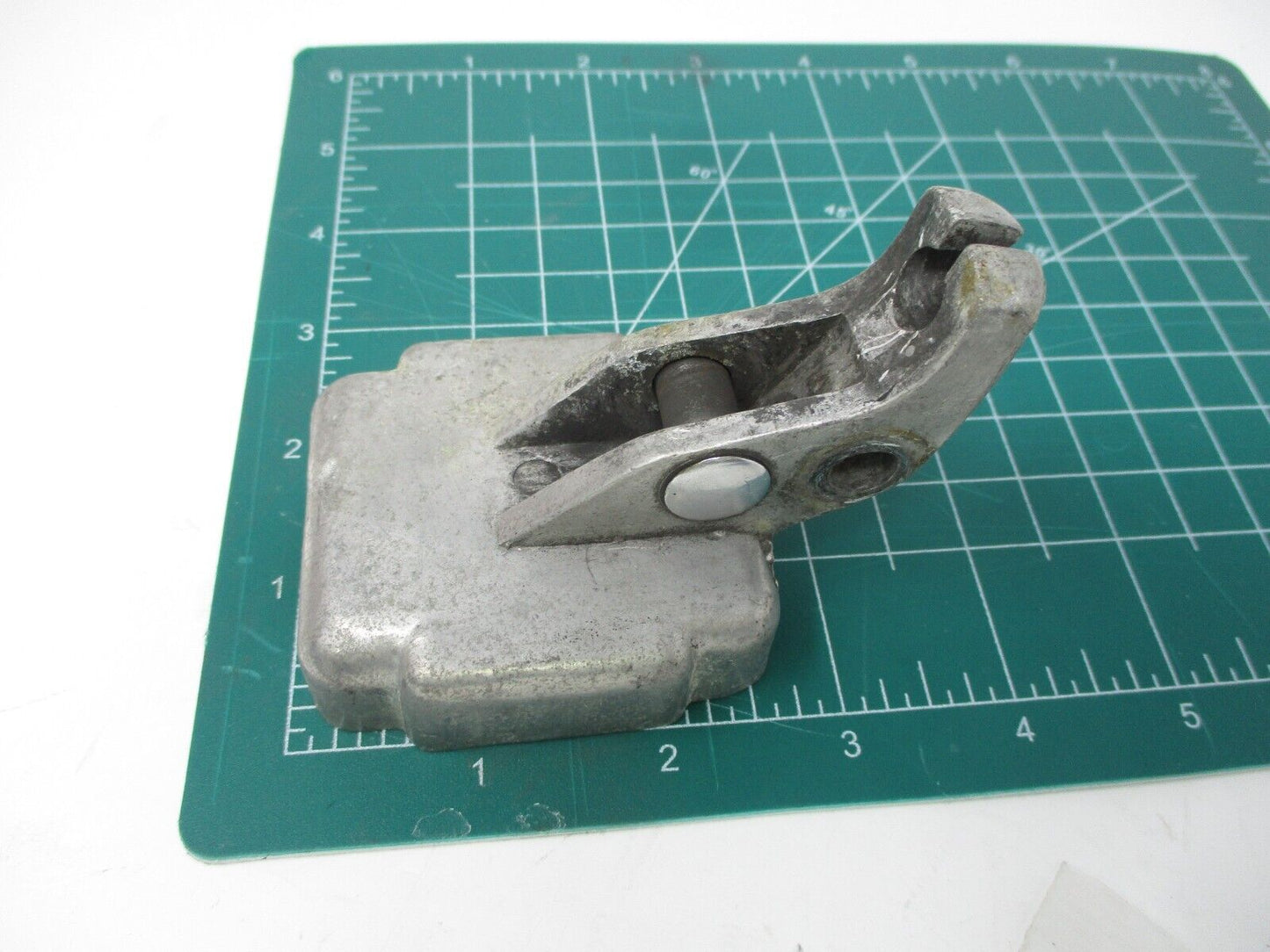 New V-Twin Clutch PERCH Hand Lever Bracket 26-0512 for Harley-Davidson '72-'81
