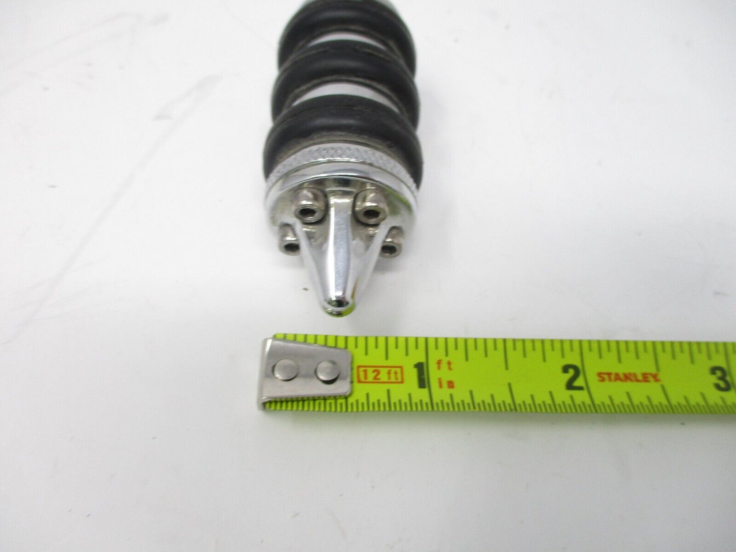 Kuryakyn 4479 Stilletto™ Shift Peg, Chrome All H-D Shift Levers missing 1 bolt