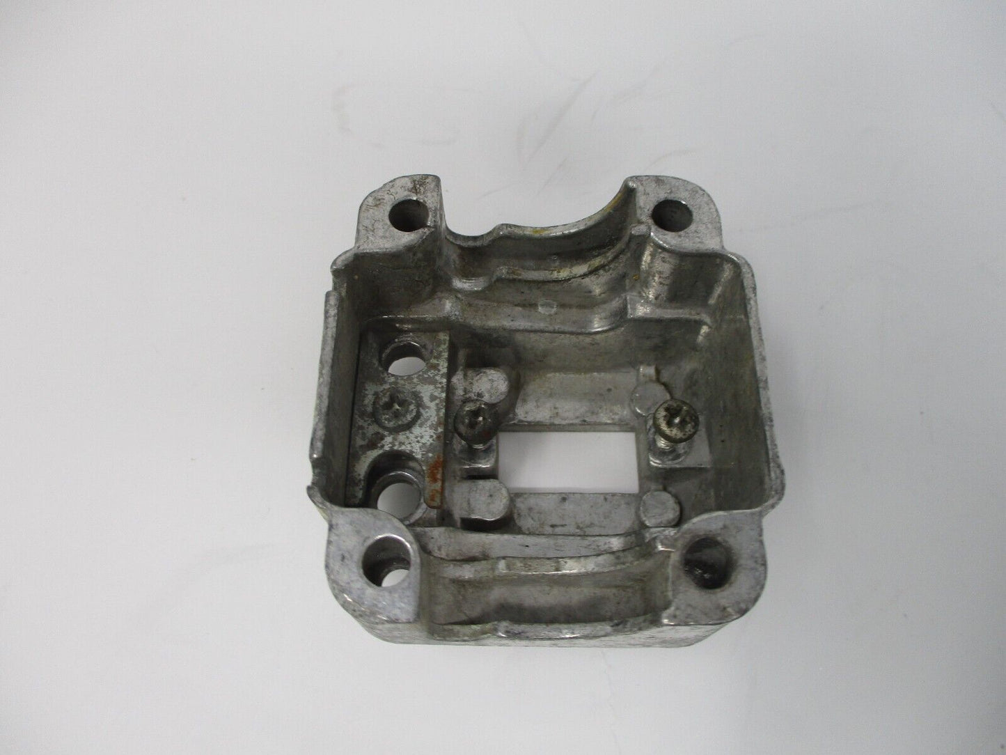 HANDLEBAR SWITCH HOUSING HARLEY 1973-1981 FL, FX, XL replace OEM No: 71539-73B