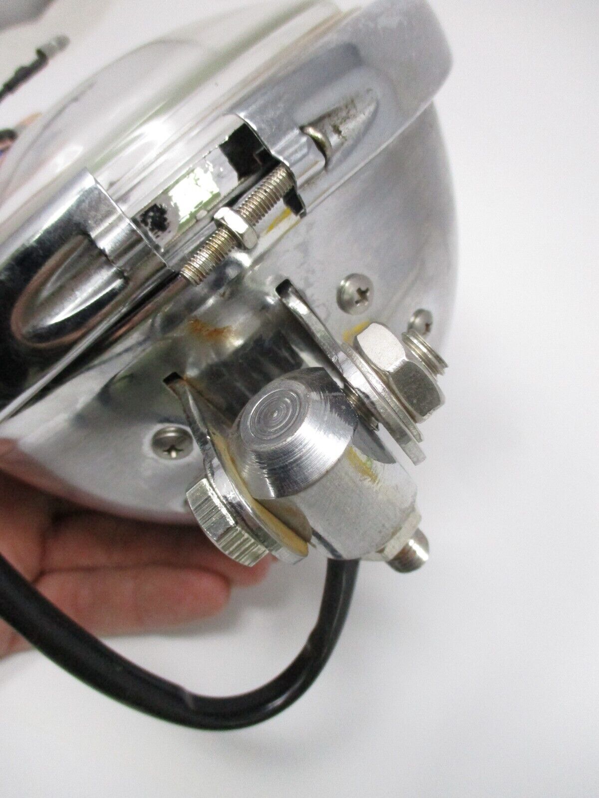 VINTAGE 6 INCH CUSTOM BOTTOM MOUNT HEADLIGHT CHOPPER HD