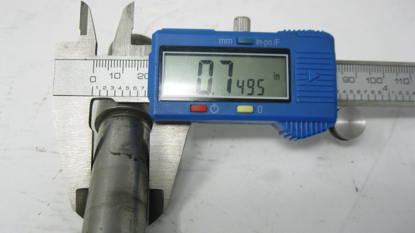 Harley-Davidson OEM 9-1/2" x 3/4" Shovelhead, Ironhead Front Axle (#7)