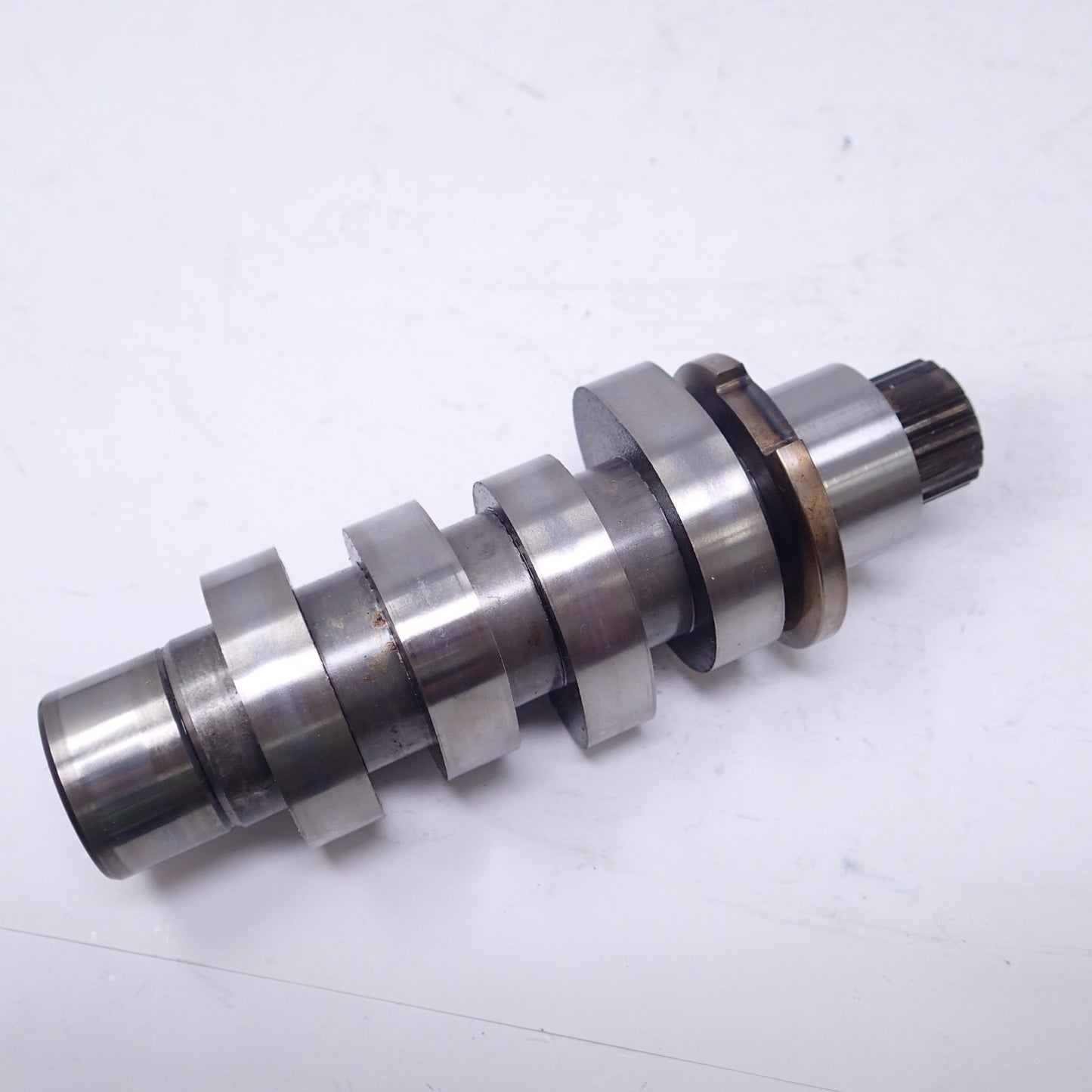 Harley 17-20 Touring Softail 107ci Milwaukee Eight M8 Stock Cam Shaft 25400190