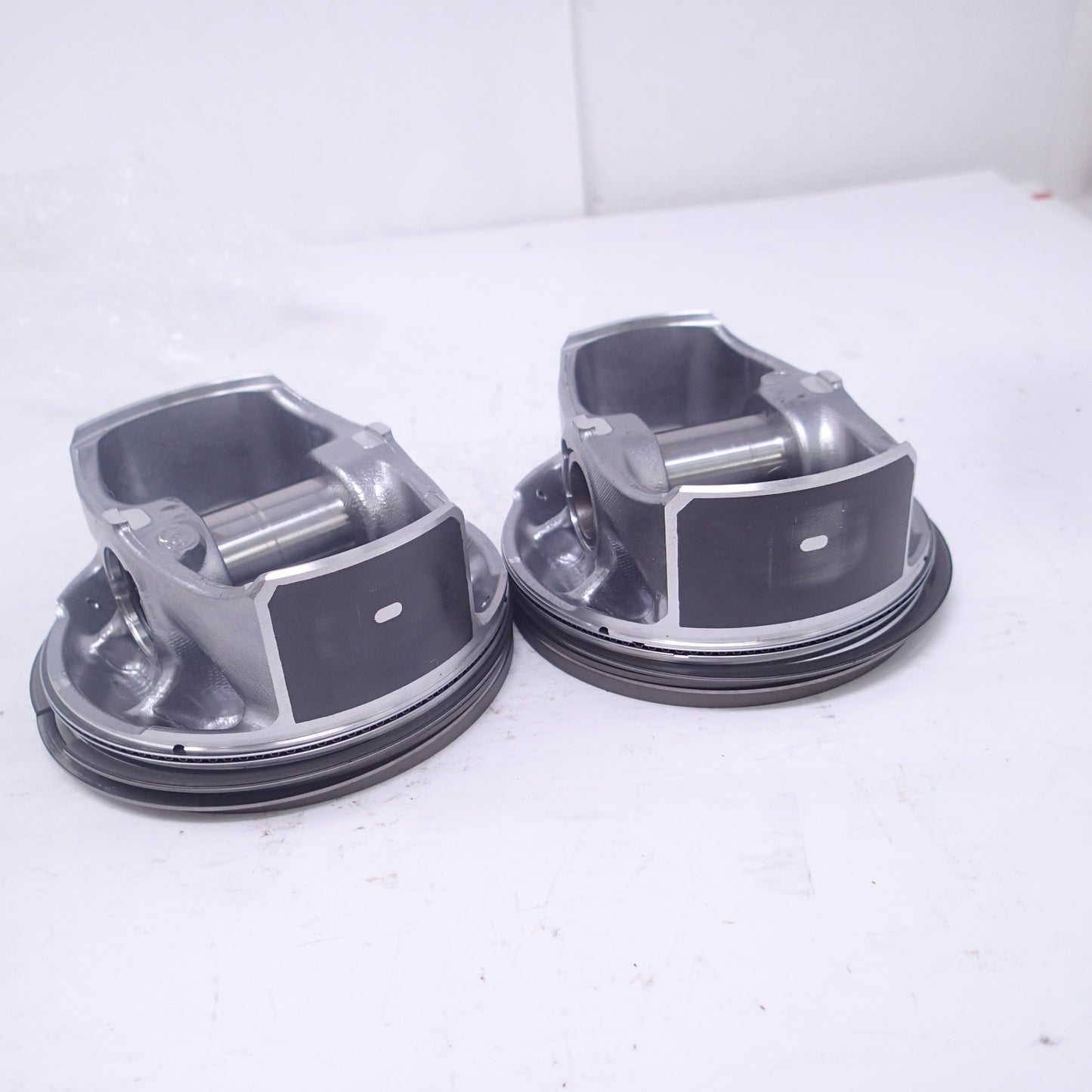 21900037 / 100 STD OEM Harley Davidson Piston 7423 E109/ 5347 E109