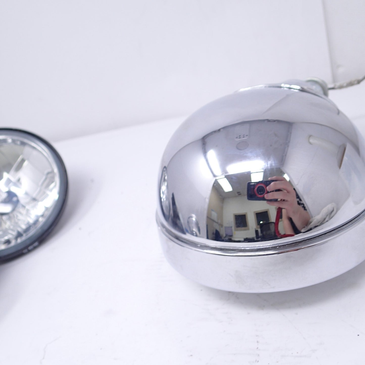 Harley Davidson U/C FLSTNI FLHTCUI Passing Lamp Light Chrome Housing 68846-98C