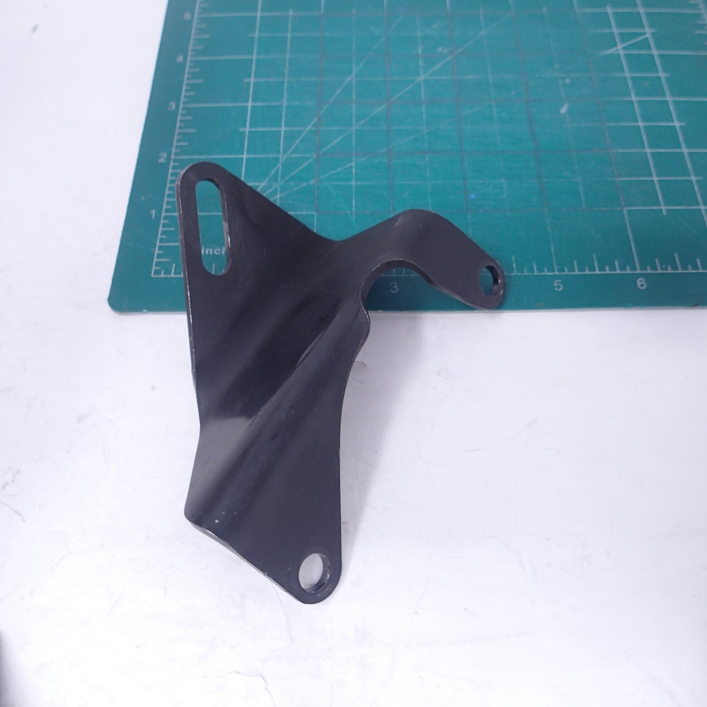 2007-2011 Harley Davidson FLHTCUI Electra Glide Ultra EXHAUST MANIFOLD SUPPORT