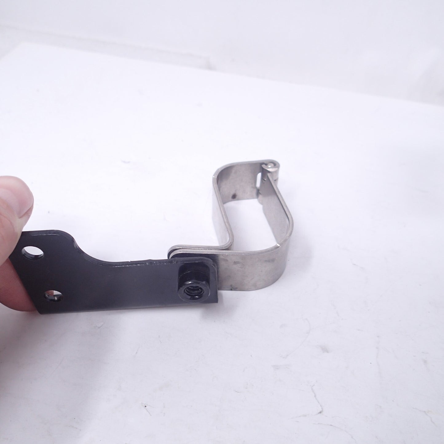 09-24 Harley Davidson Touring Trike Exhaust Hinged Clamp