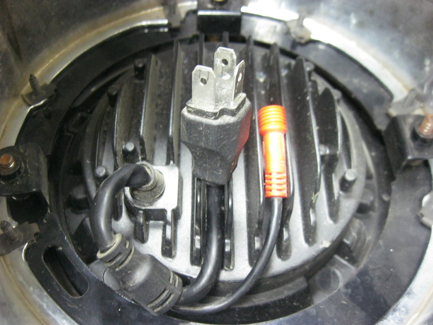 Harley-Davidson OEM Chrome Nacelle & 7" Halo Headlight 67916-96 & 67908-96