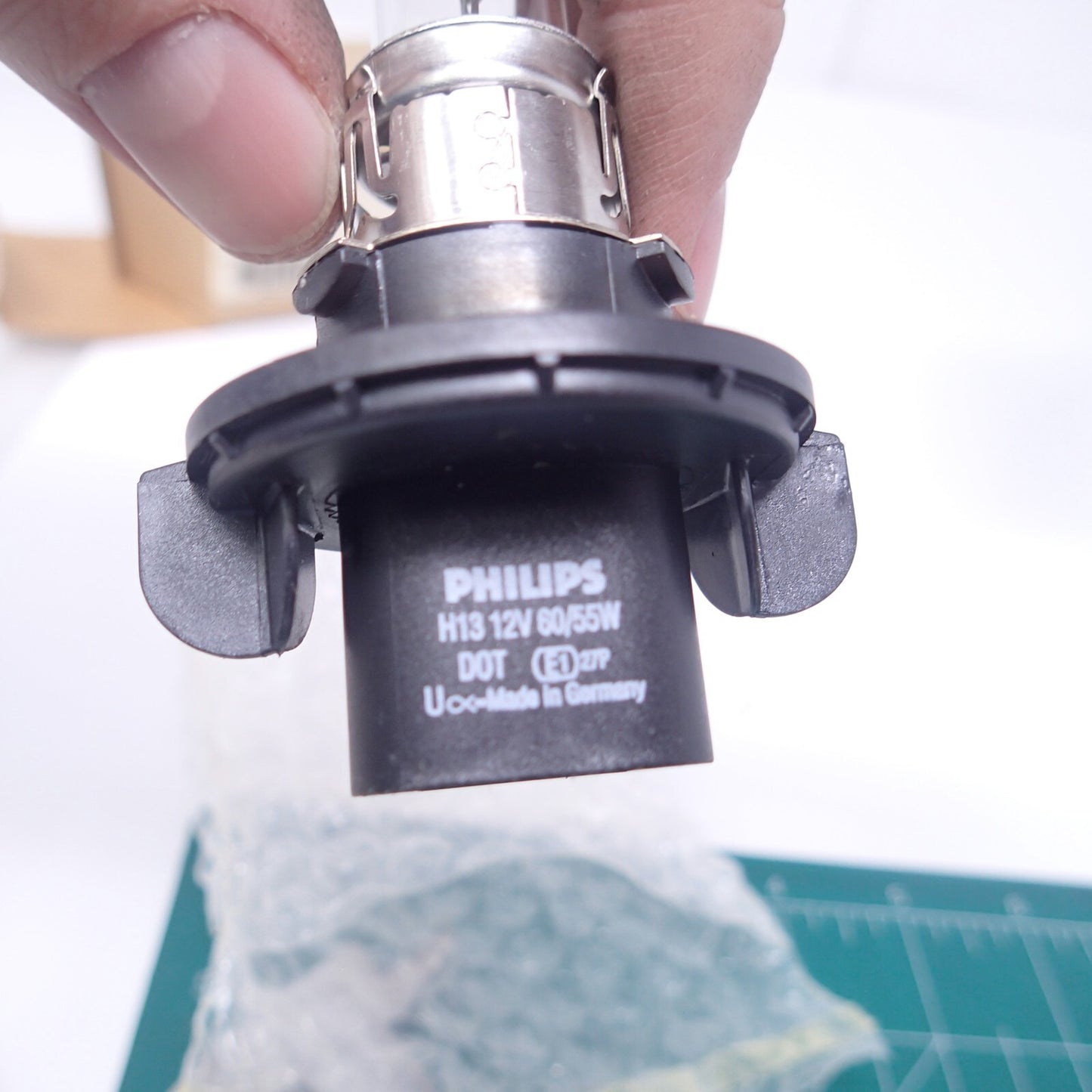 Harley Davidson Genuine NOS Halogen Replacement Bulb 69838-08