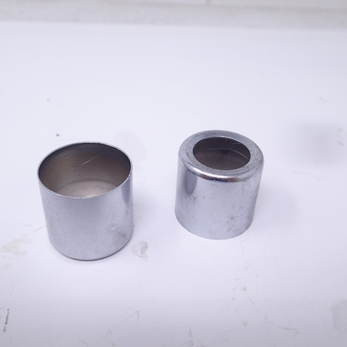 4 CHROME PUSH ROD COVER SPRING RETAINERS HARLEY DAVIDSON XL 1957-1989 17945-36B